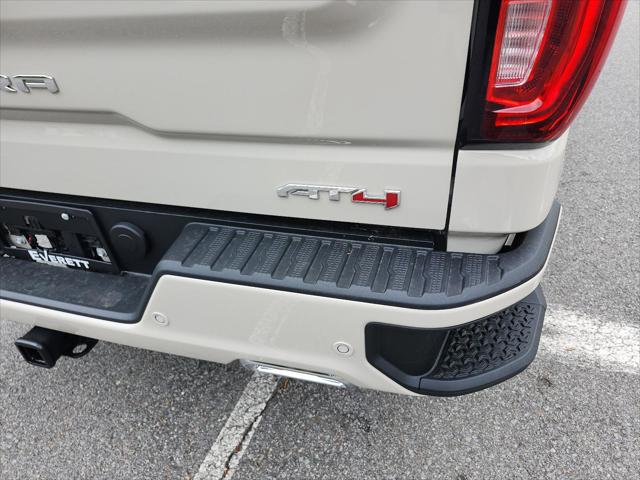 2026 GMC Sierra 1500 Crew Cab, Short Bed, AT4, 4WD