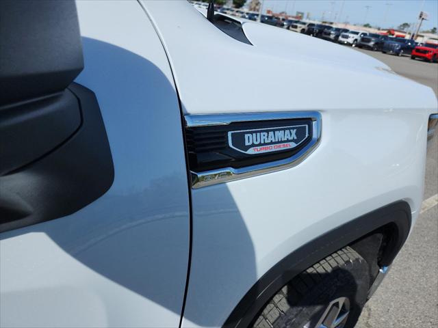 2026 GMC Sierra 1500 Crew Cab, Short Bed, SLT, 4WD