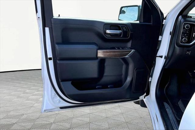 2022 Chevrolet Silverado 1500 4WD Crew Cab Short Bed LT with 2FL
