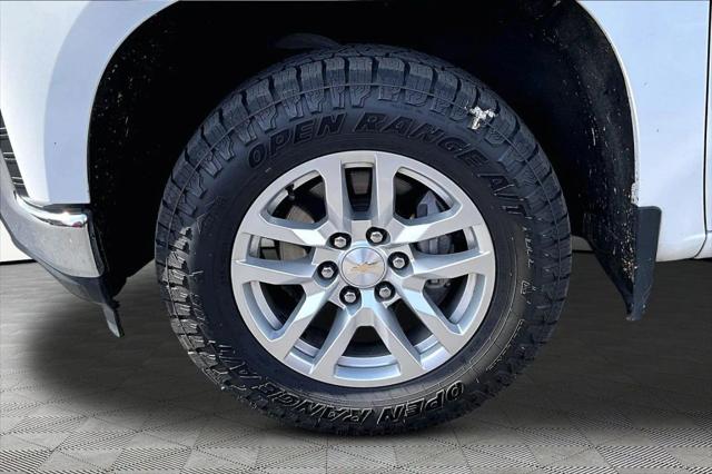 2022 Chevrolet Silverado 1500 4WD Crew Cab Short Bed LT with 2FL