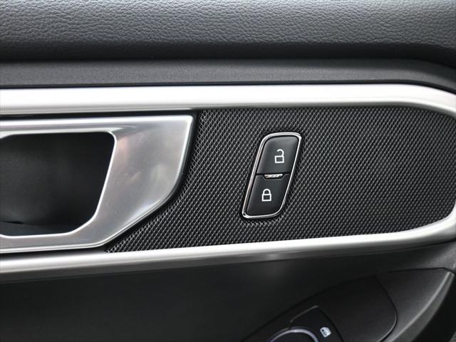 2023 Ford Explorer Base