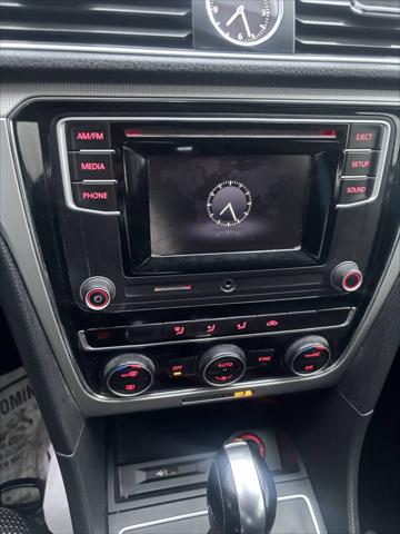 2016 Volkswagen Passat 1.8T S