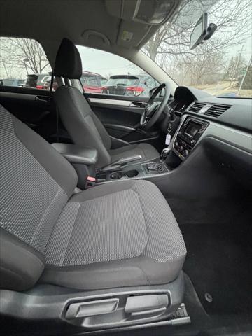 2016 Volkswagen Passat 1.8T S