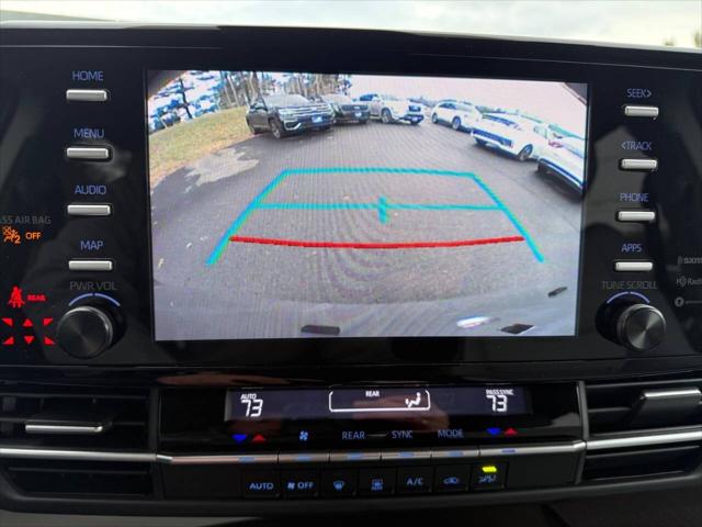 2023 Toyota Sienna LE