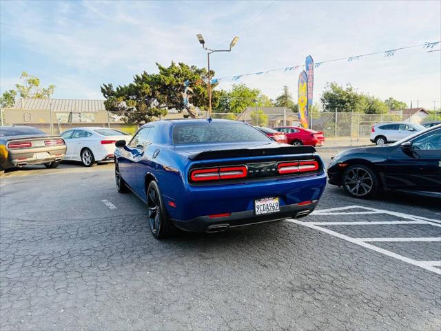2018 Dodge Challenger SXT