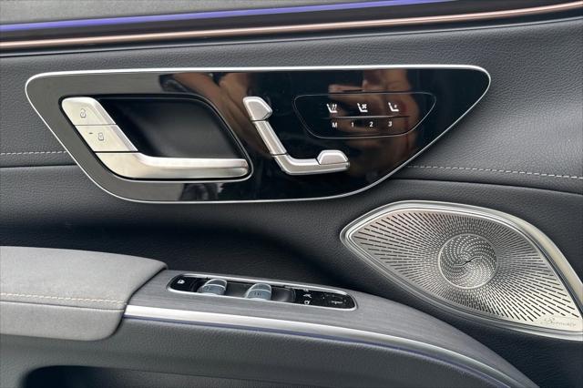 2026 Mercedes-Benz EQS 550 Base