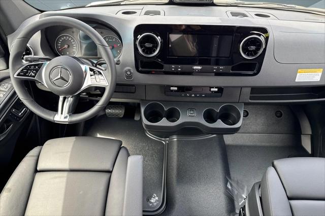 2026 Mercedes-Benz Sprinter 2500 Standard Roof 4-Cyl Diesel HO