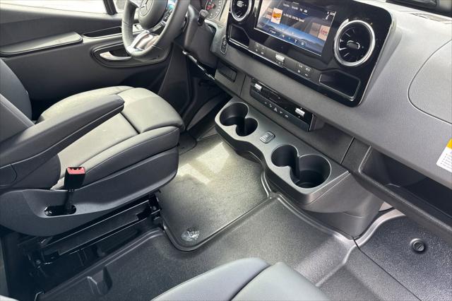 2026 Mercedes-Benz Sprinter 2500 Standard Roof 4-Cyl Diesel HO