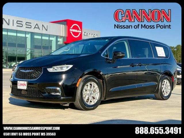 2024 Chrysler Pacifica Touring L for sale in Moss Point, MS