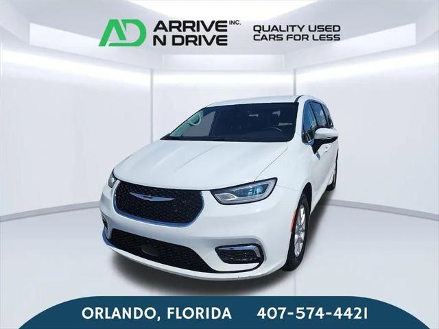 2023 Chrysler Pacifica Touring L for sale in Orlando, FL
