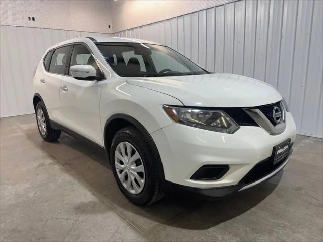 2015 Nissan Rogue S for sale in Adel, IA