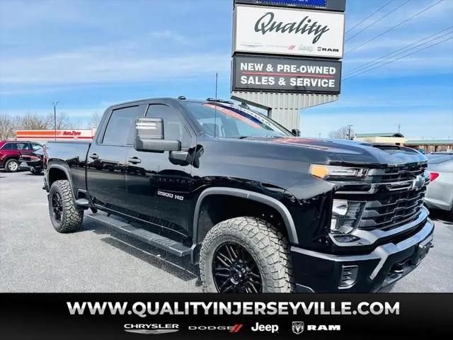 2024 Chevrolet Silverado 2500HD 4WD Crew Cab Standard Bed Custom for sale in Jerseyville, IL