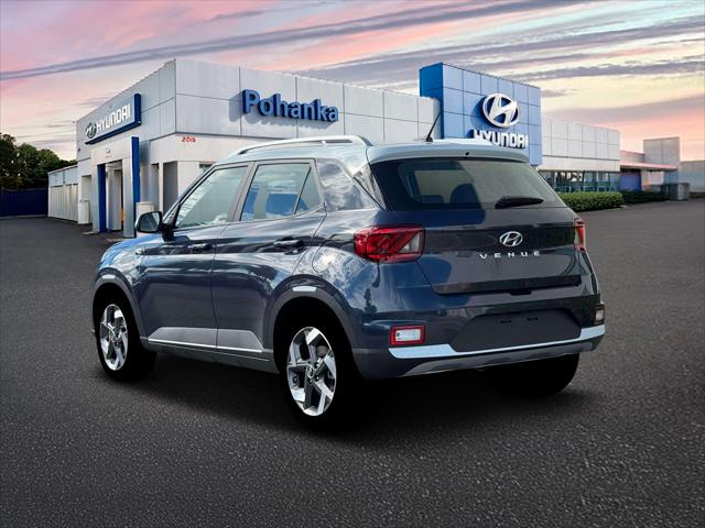 2026 Hyundai Venue SEL w/Two-Tone Roof
