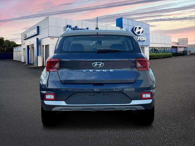 2026 Hyundai Venue SEL w/Two-Tone Roof