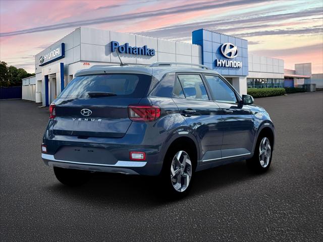 2026 Hyundai Venue SEL w/Two-Tone Roof