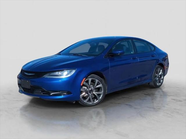 2016 Chrysler 200 S for sale in Waterford, MI