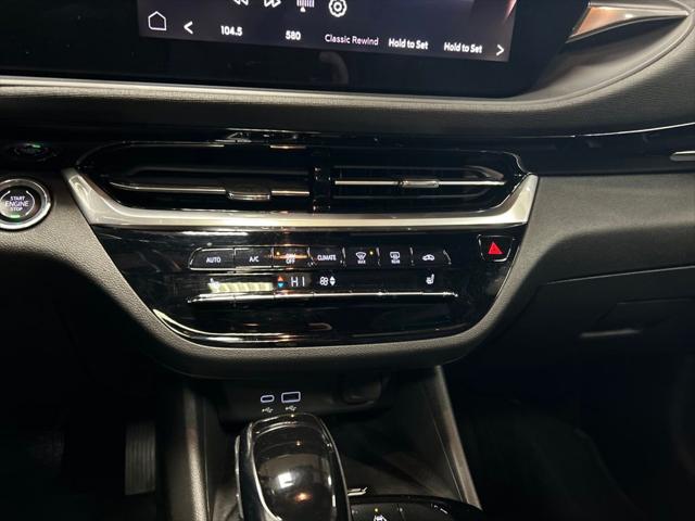 2024 Buick NV Avenir FWD