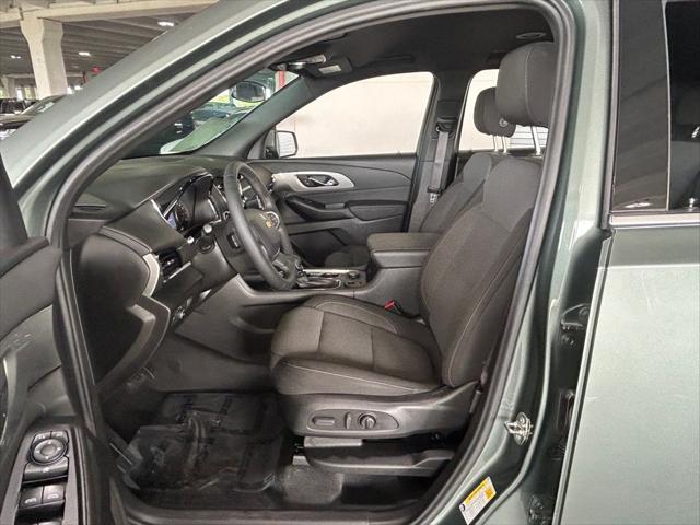 2023 Chevrolet Traverse FWD LT Cloth