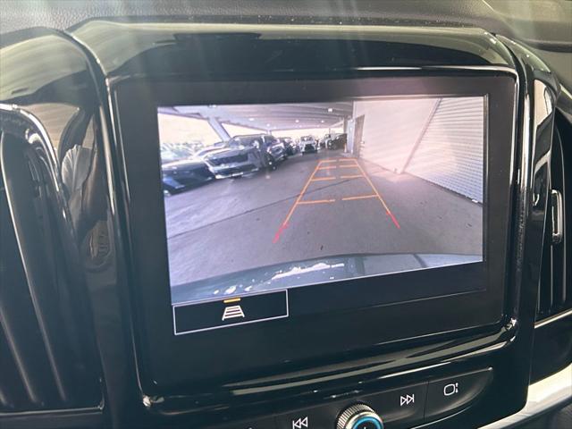 2023 Chevrolet Traverse FWD LT Cloth