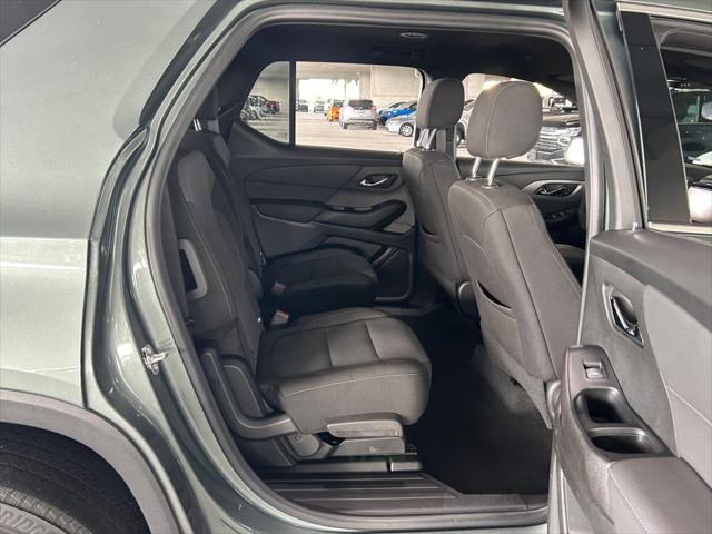 2023 Chevrolet Traverse FWD LT Cloth
