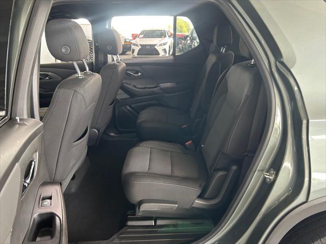 2023 Chevrolet Traverse FWD LT Cloth