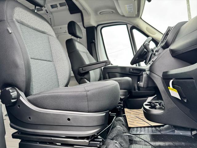 2026 Ram ProMaster Cargo Van SLT High Roof 159 WB