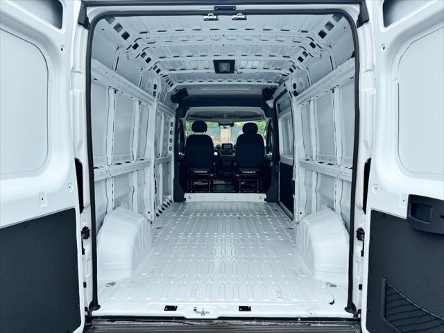 2026 Ram ProMaster Cargo Van SLT High Roof 159 WB