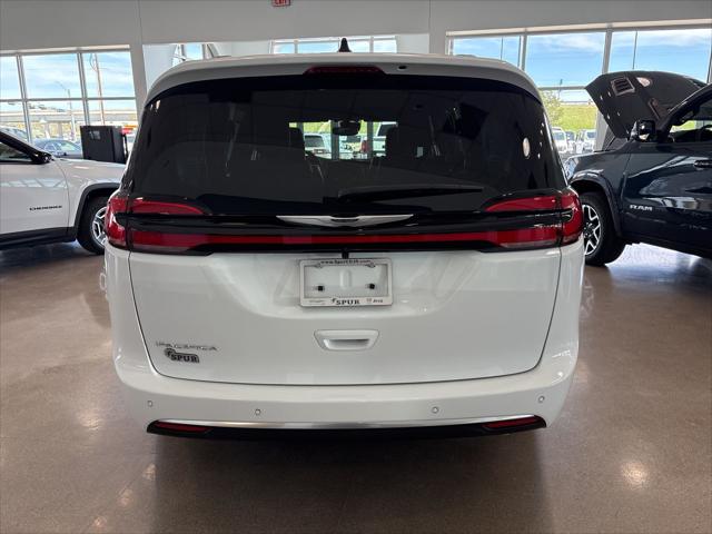 2026 Chrysler Pacifica Pinnacle