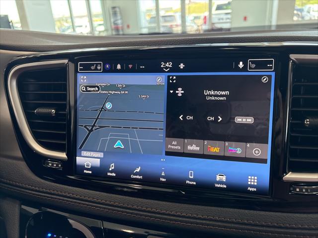 2026 Chrysler Pacifica Pinnacle