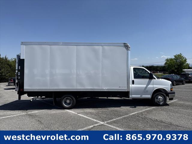 2026 Chevrolet Express Cutaway 4500 Van