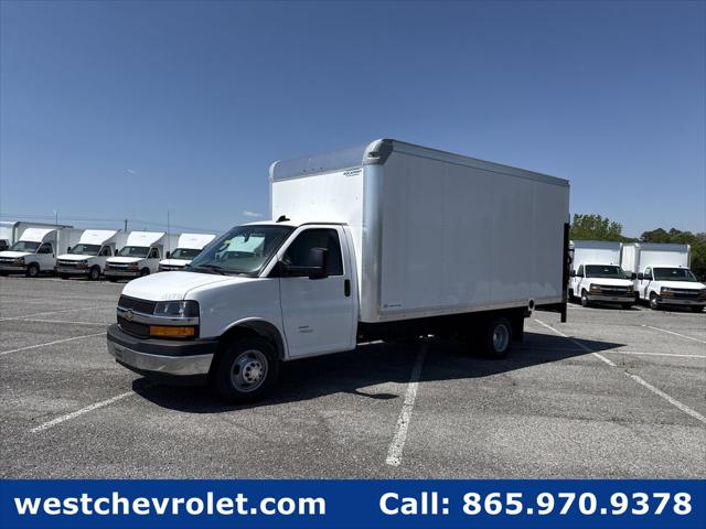 2026 Chevrolet Express Cutaway 4500 Van