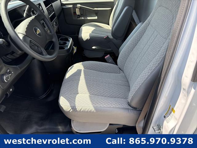 2026 Chevrolet Express Cutaway 4500 Van