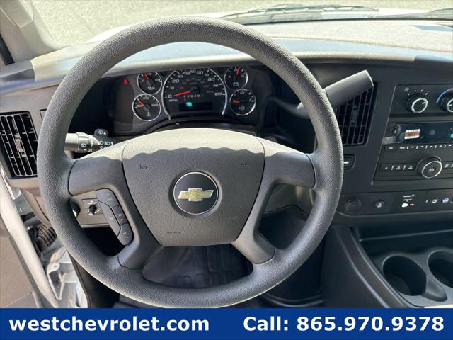 2026 Chevrolet Express Cutaway 4500 Van