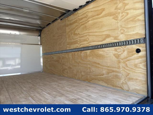 2026 Chevrolet Express Cutaway 4500 Van