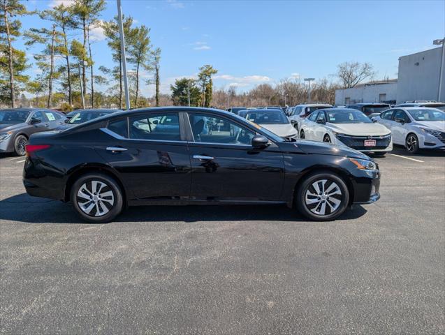 2025 Nissan Altima S FWD