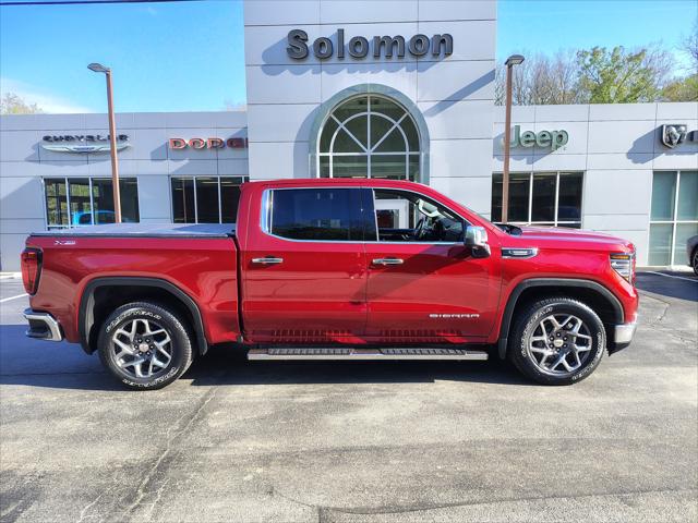 2022 GMC Sierra 1500 4WD Crew Cab Short Box SLT
