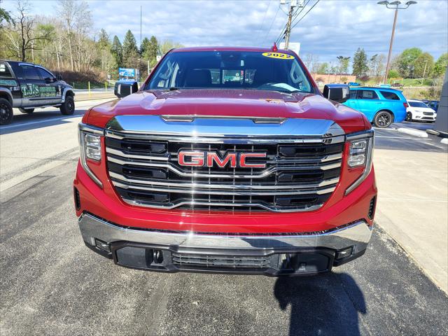 2022 GMC Sierra 1500 4WD Crew Cab Short Box SLT