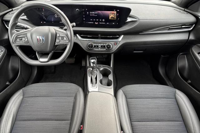 2024 Buick NV Preferred FWD