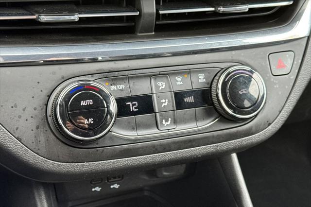 2024 Buick NV Preferred FWD