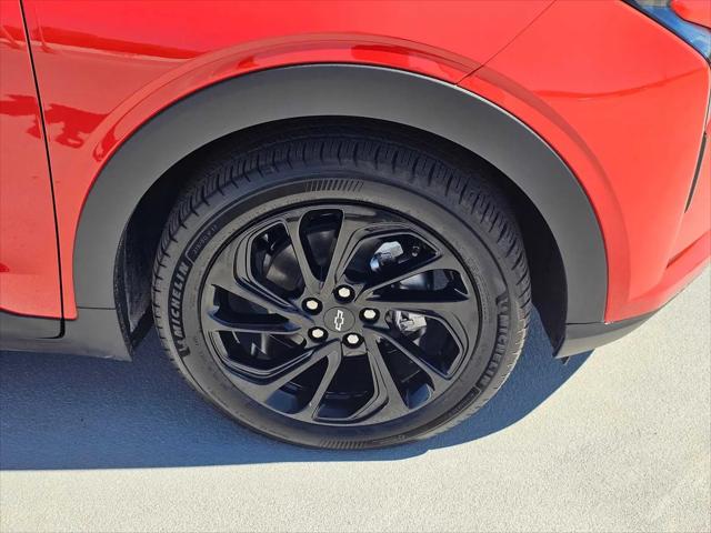 2027 Chevrolet Bolt RS FWD