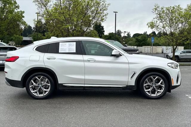 2023 BMW X4 xDrive30i