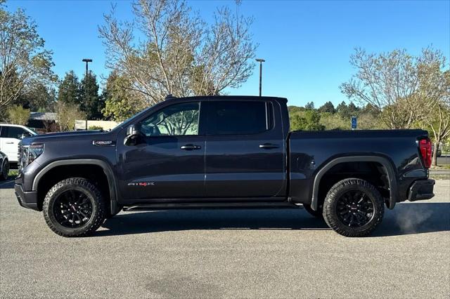 2022 GMC Sierra 1500 4WD Crew Cab Short Box AT4X