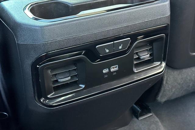 2022 GMC Sierra 1500 4WD Crew Cab Short Box AT4X