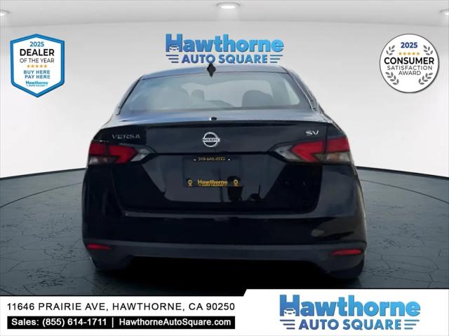 2021 Nissan Versa SV Xtronic CVT