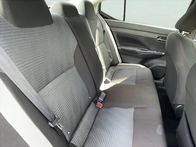 2021 Nissan Versa SV Xtronic CVT