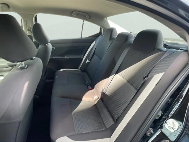 2021 Nissan Versa SV Xtronic CVT
