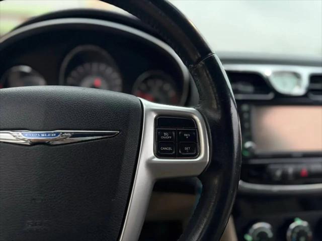 2011 Chrysler 200 Limited