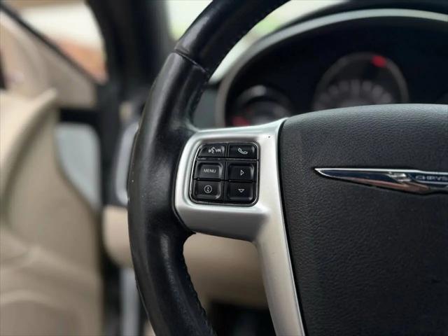 2011 Chrysler 200 Limited