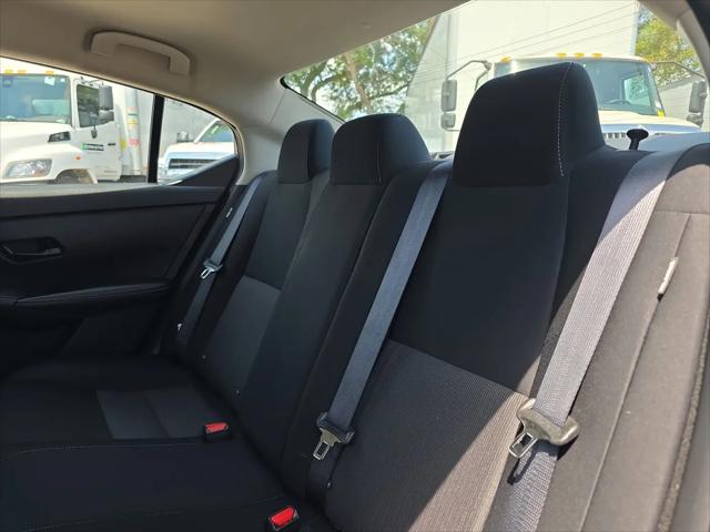 2024 Nissan Sentra SV Xtronic CVT