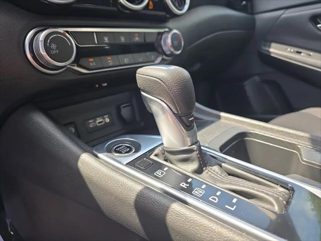 2024 Nissan Sentra SV Xtronic CVT